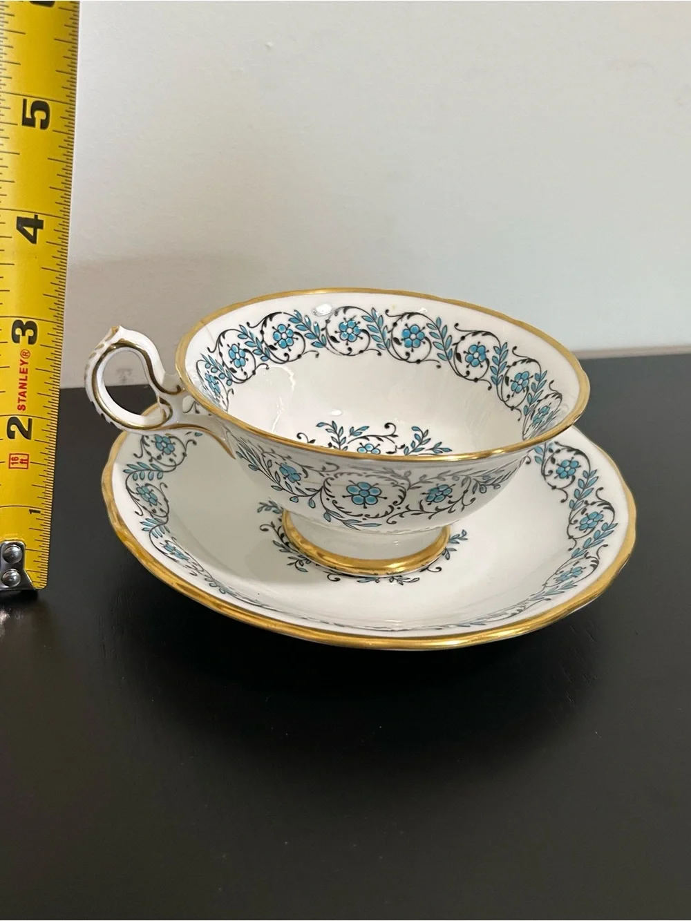 🔻sale Vintage Royal Chelsea Fine English Bone China Teacup & Saucer –Pattern 424